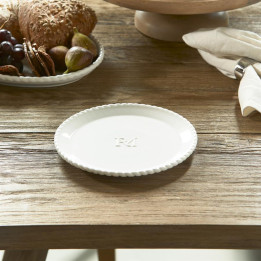 Elegant Twist Breakfast Plate 22 cm | Rivièra Maison
