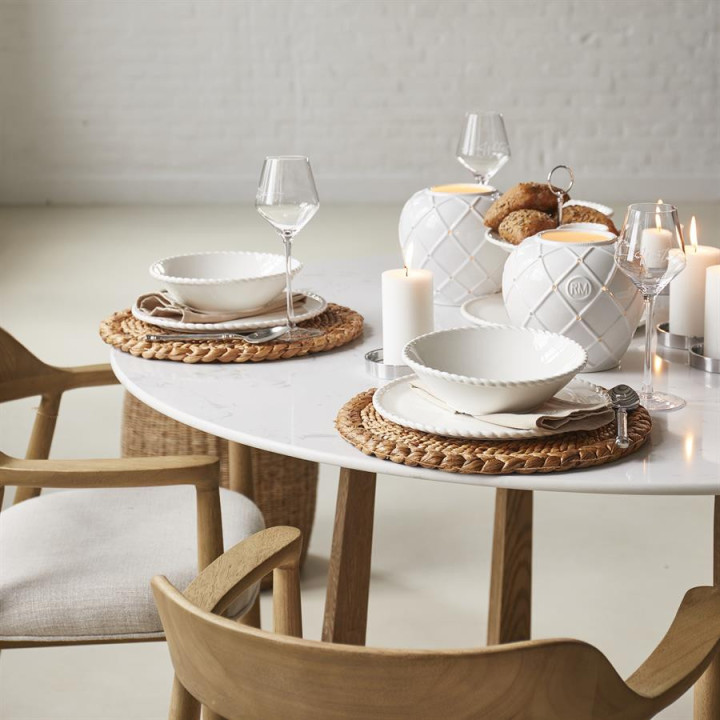 Elegant Twist Breakfast Plate 22 cm | Rivièra Maison